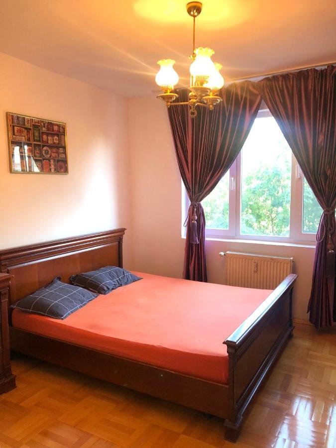 Vintage Bucharest Apartment Dış mekan fotoğraf